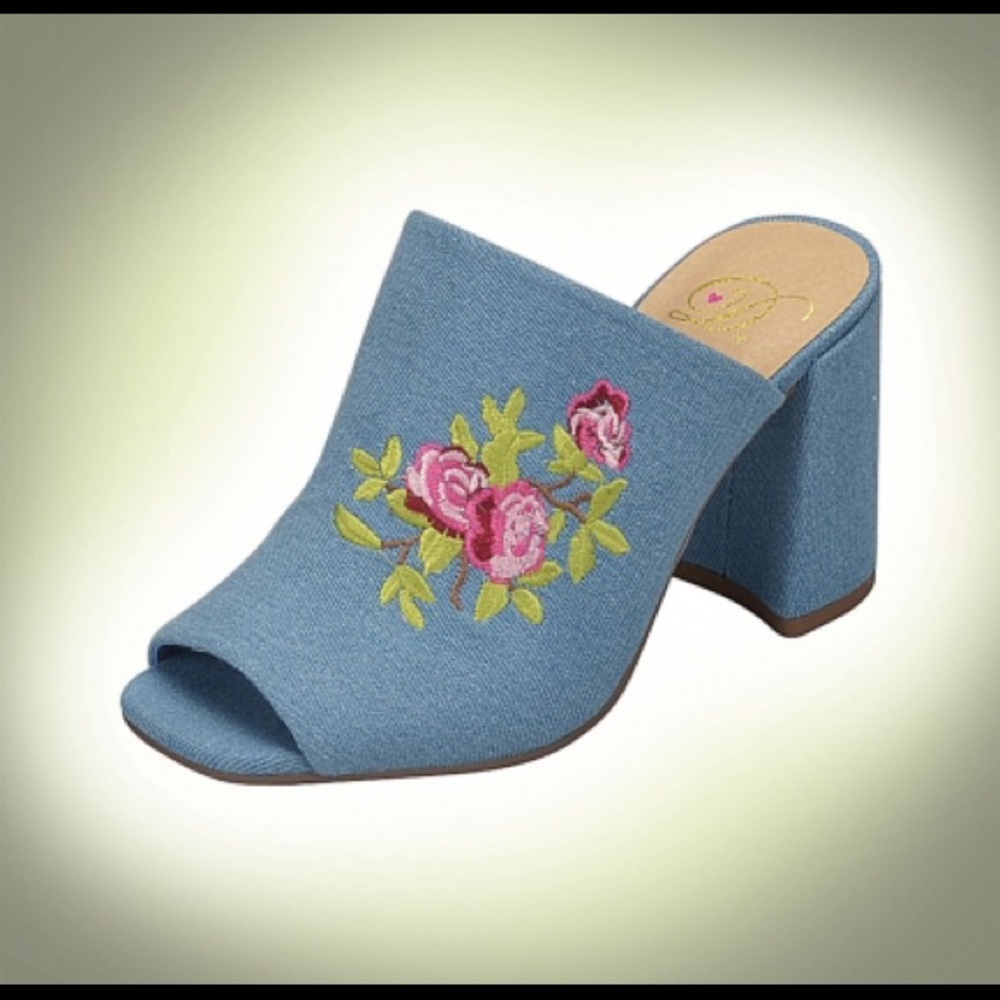 $15 💐 Denim clog sandal mules heels - Picture 1 of 2